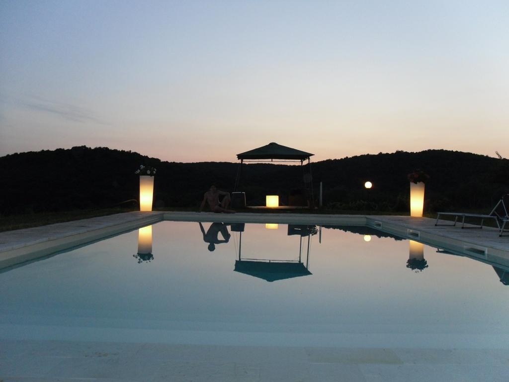 Agriturismo Podere Borgognano มัสซามาริตติมา ภายนอก รูปภาพ