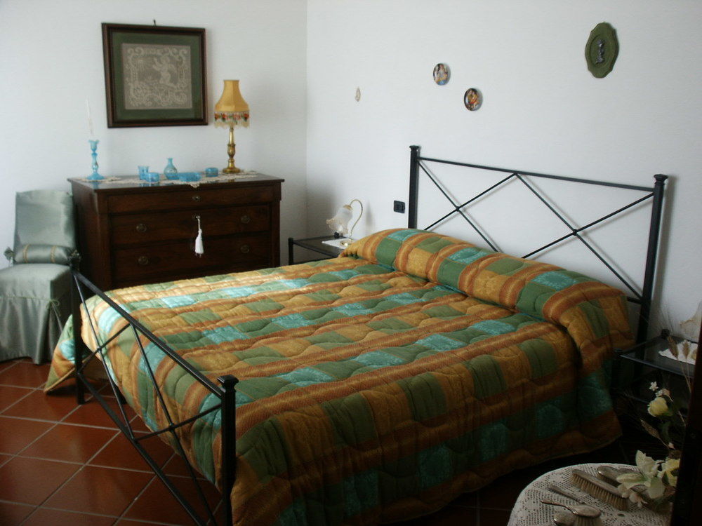 Agriturismo Podere Borgognano มัสซามาริตติมา ภายนอก รูปภาพ